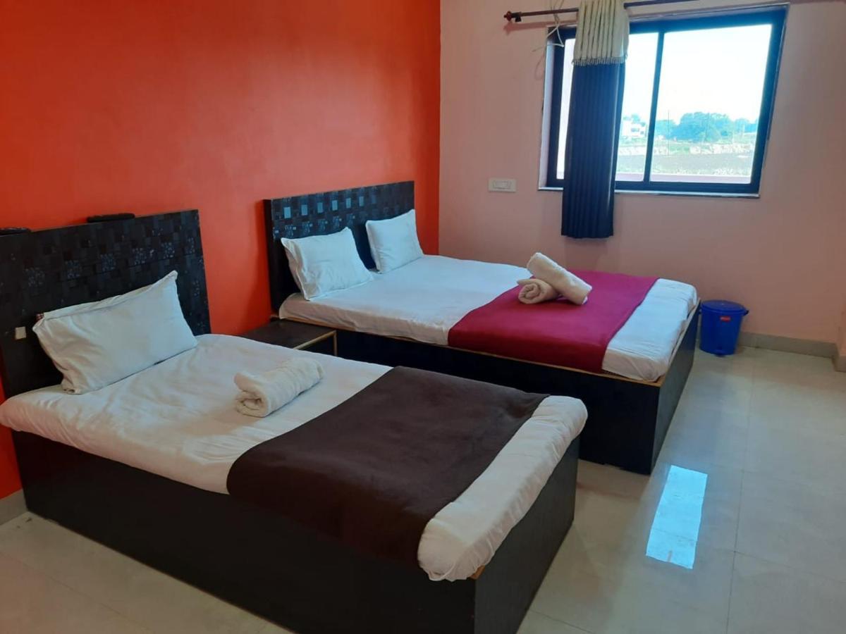 Hotel Nisarg Lodging And Restaurant Aurangabad  Eksteriør billede