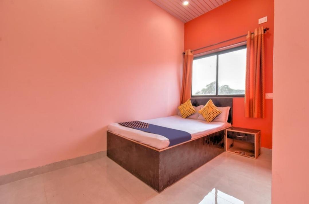 Hotel Nisarg Lodging And Restaurant Aurangabad  Eksteriør billede